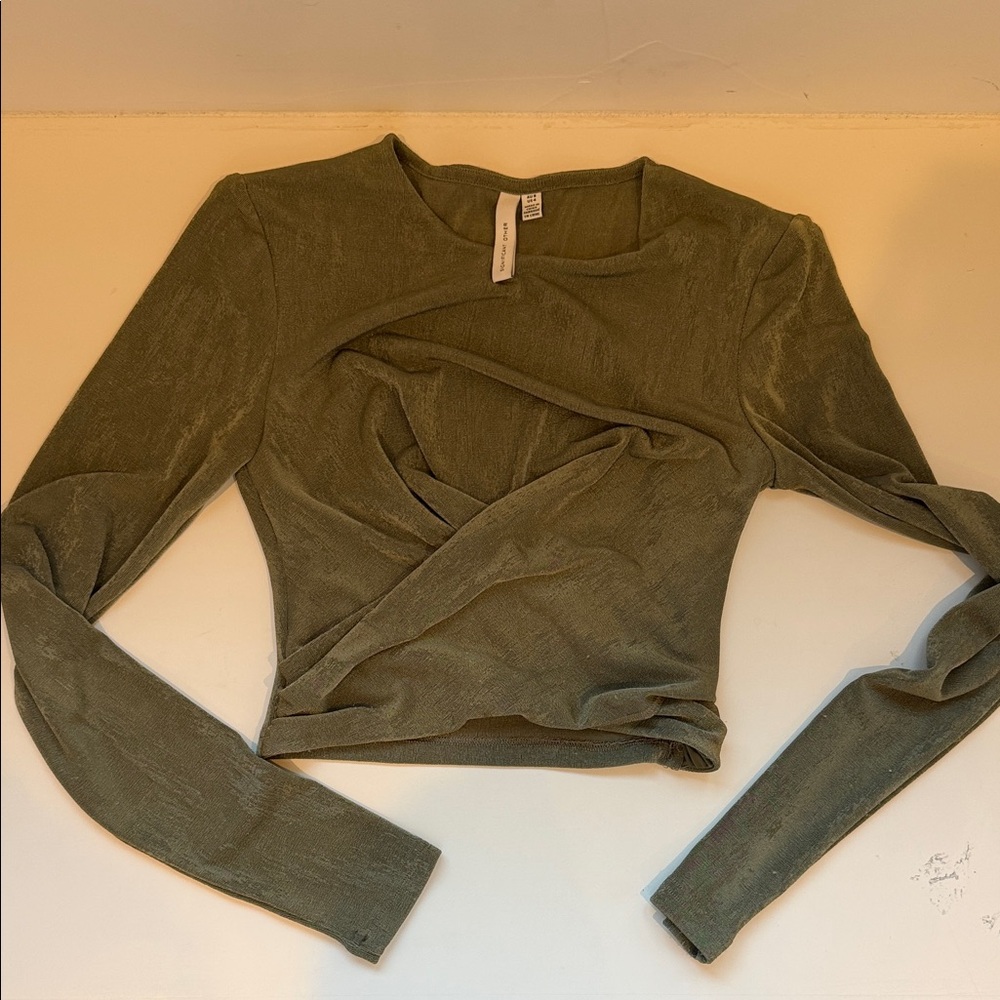 Significant other Olive Green Long Sleeve Women's Top size 4 small